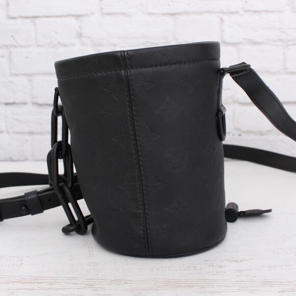 Louis Vuitton Chalk Nano Bucket Bag Monogram Shadow Leather Crossbody A4283 - Picture 5 of 11
